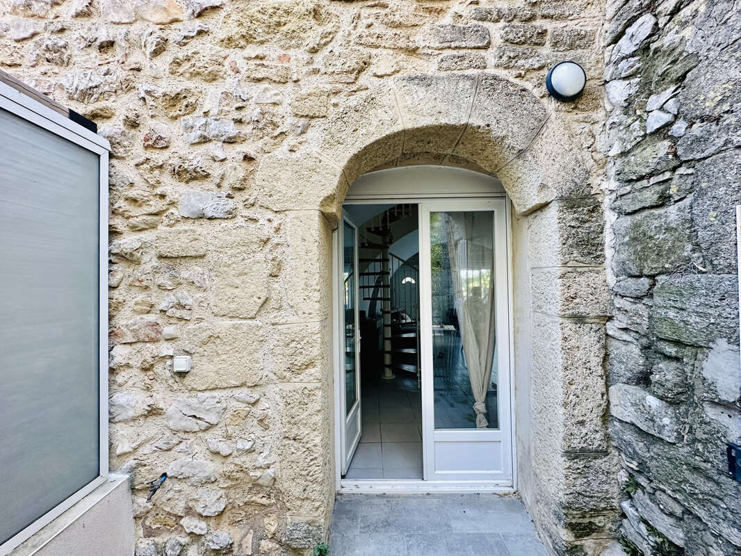 Exclusivite lattes - appartement rare 93m2 style contemporain, dans residence de standing - photo 5