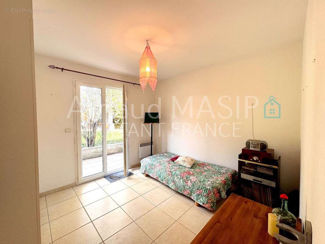 Villa plain pied 4f, 3 chambres avec terrasses, jardin et garage, emplacement calme - photo 9