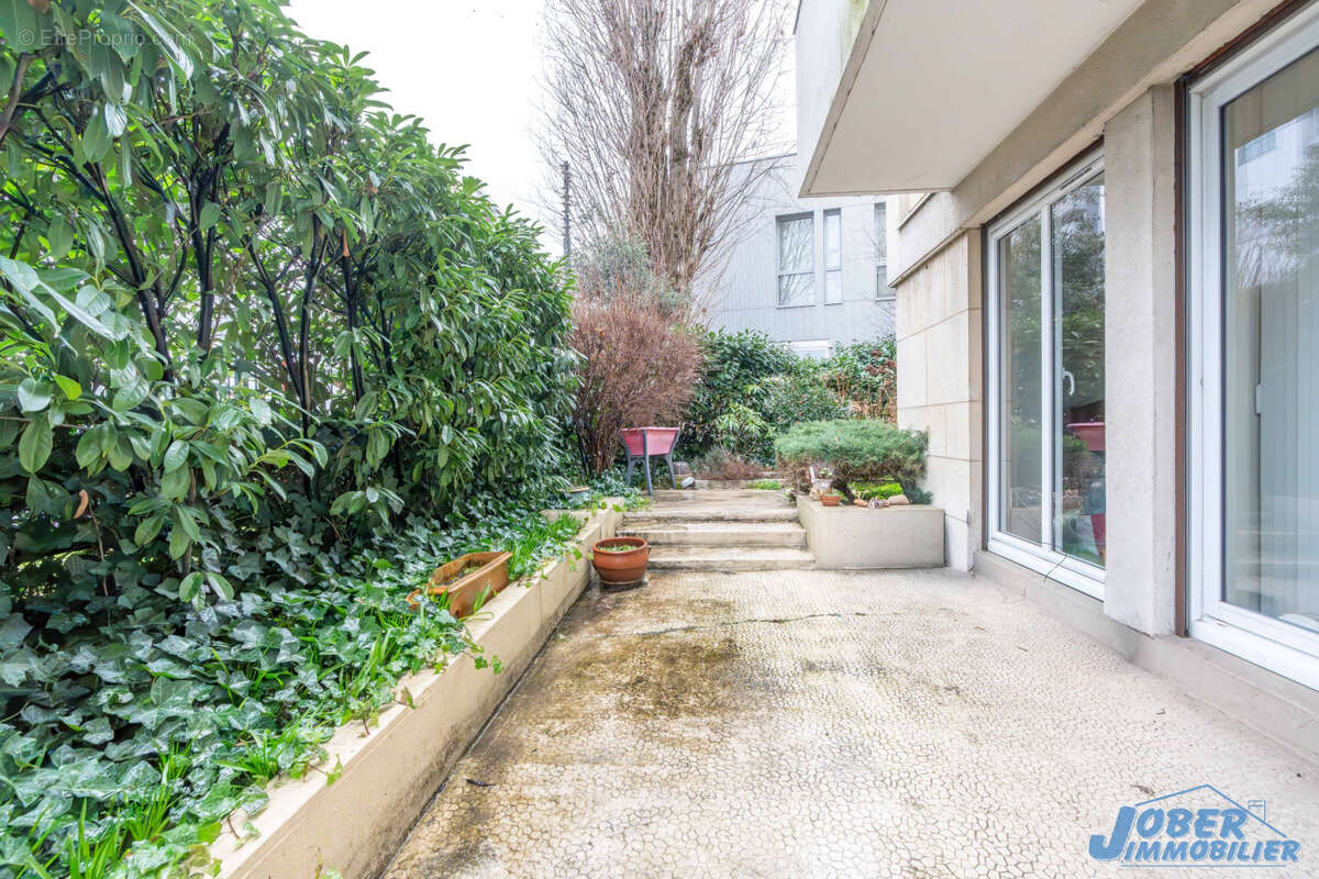 Appartement à NOGENT-SUR-MARNE