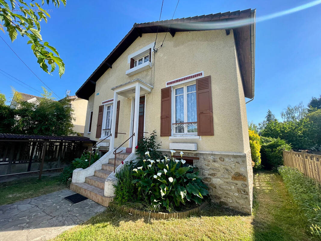 Maison à SUCY-EN-BRIE