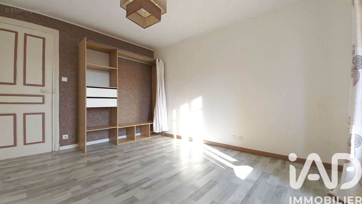 Photo 6 - Maison à BOURG-ARGENTAL