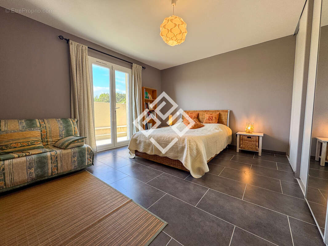 Villa contemporaine avec vue panoramique et piscine - photo 14