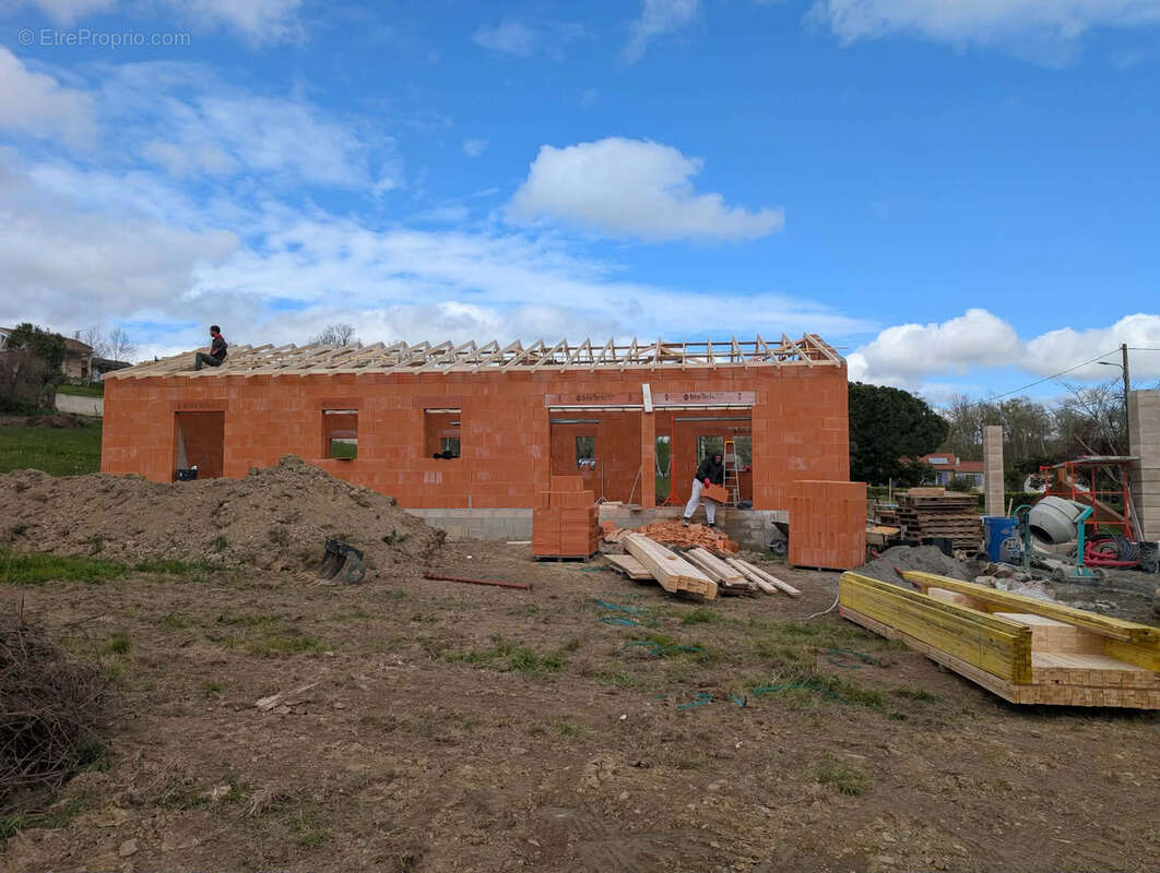 Maison à MARTRES-TOLOSANE