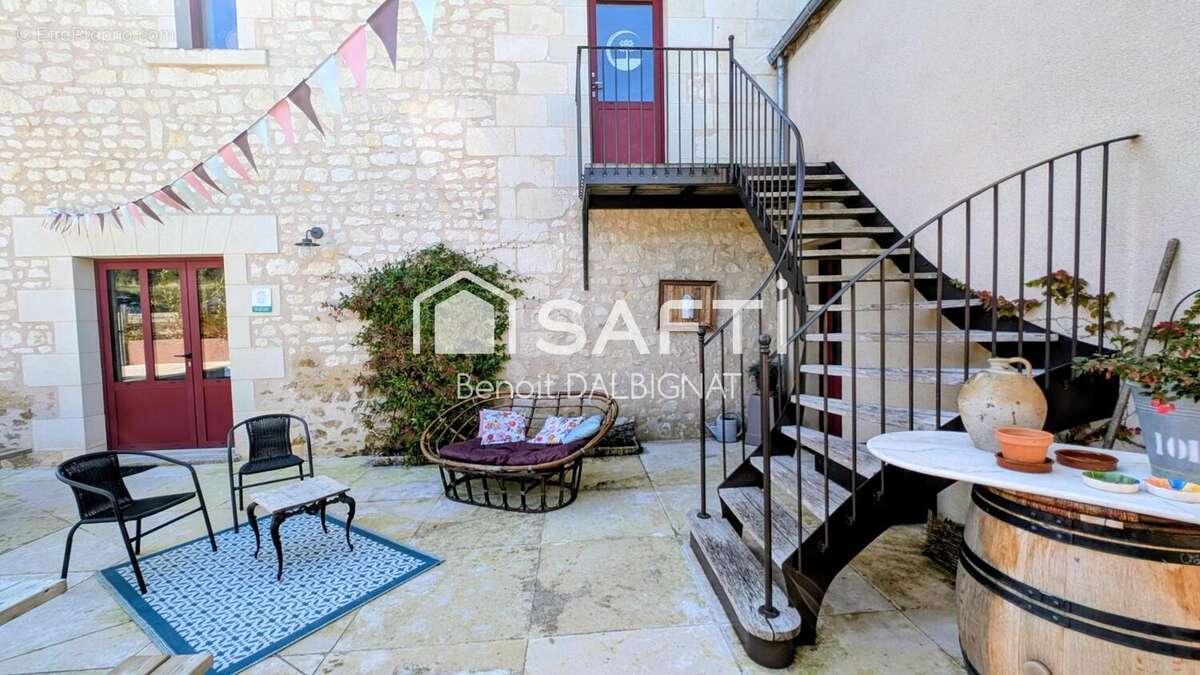 Commerce 361 m² à Chinon  - photo 2
