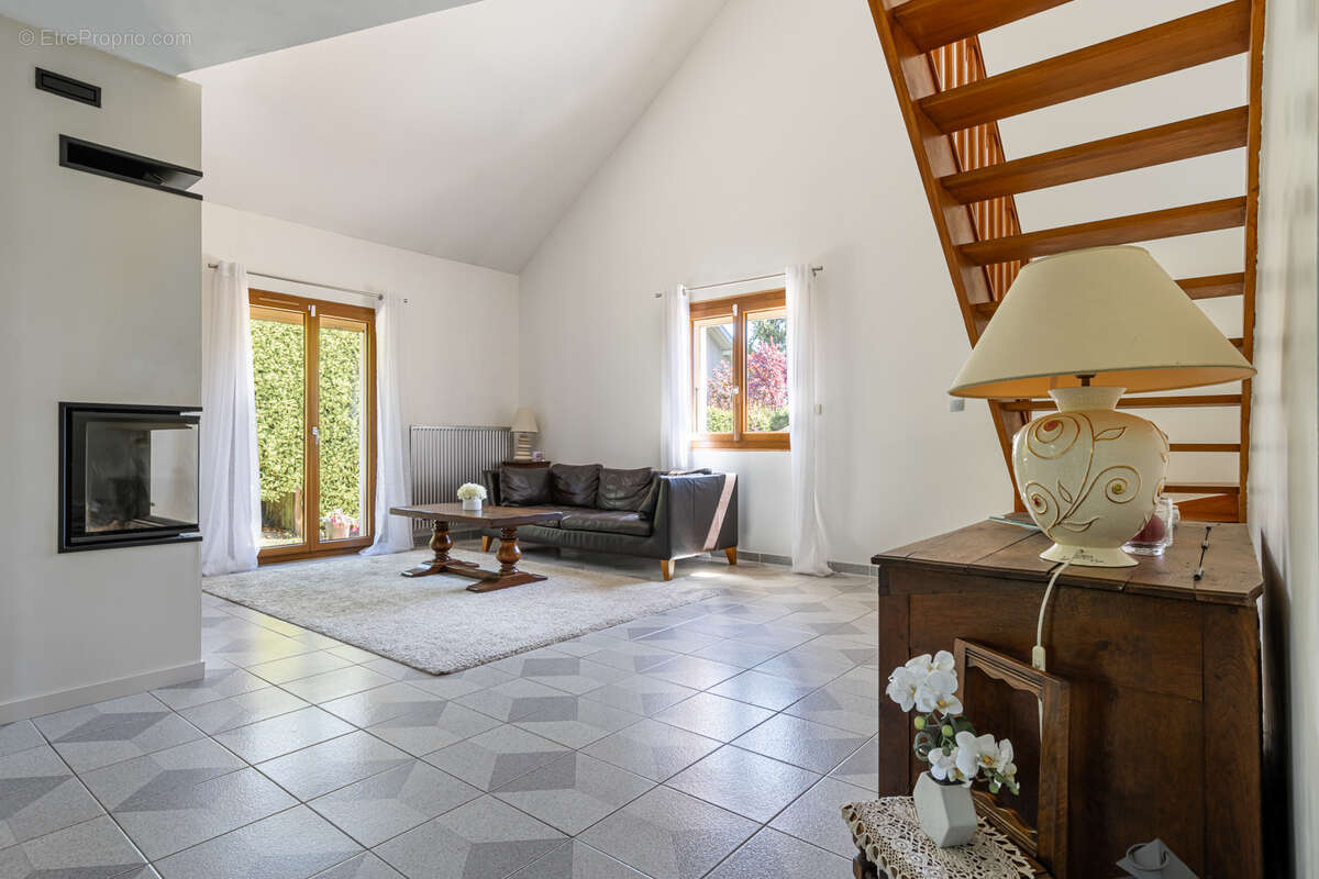 Maison à POISY