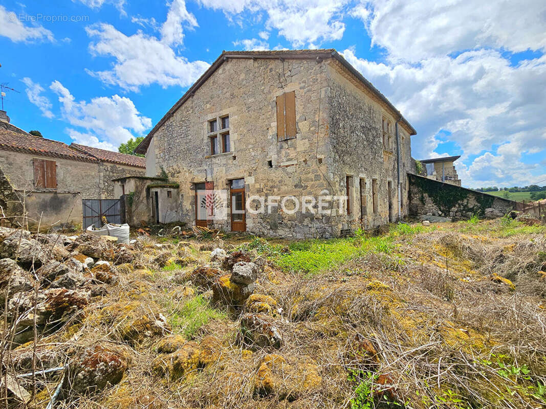 Maison à NERAC