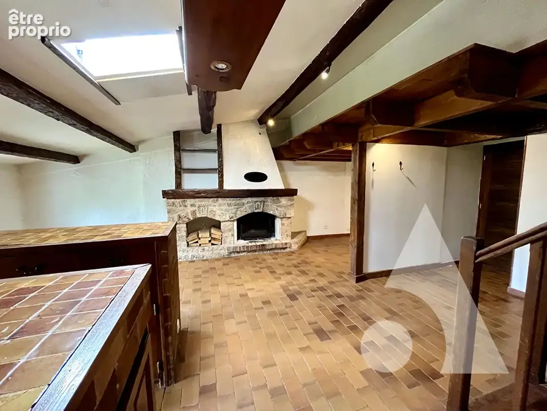 Appartement en duplex de 63.90m² - Cotignac - photo 2
