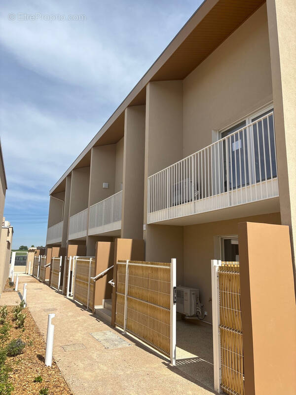 Appartement à MIRIBEL