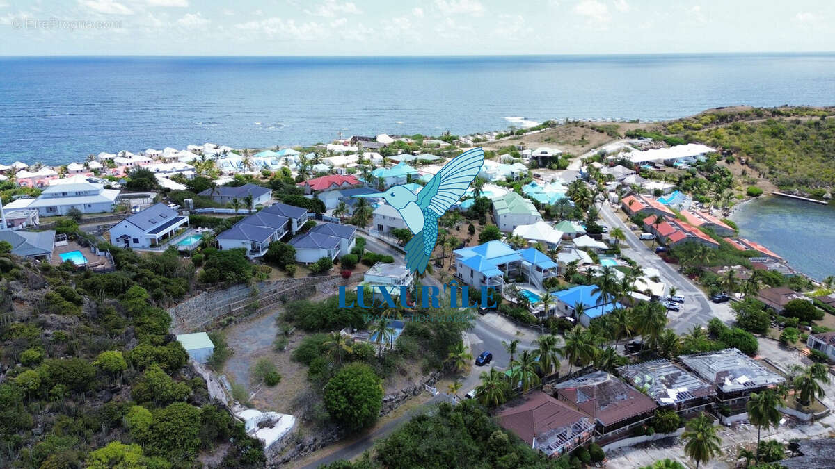 Terrain à SAINT-MARTIN