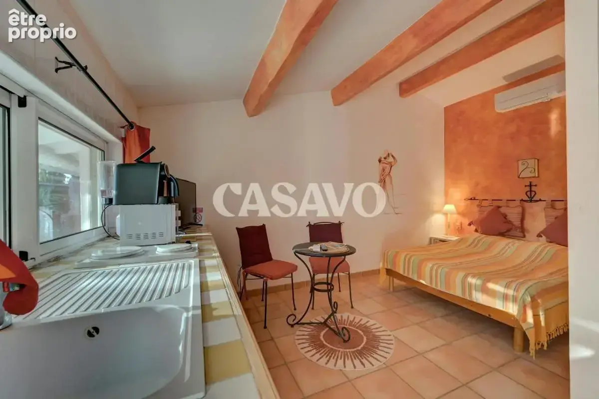 Vente Maison 8 pièces de 300m² - 13460 Saintes-Maries-de-la-Mer - photo 23
