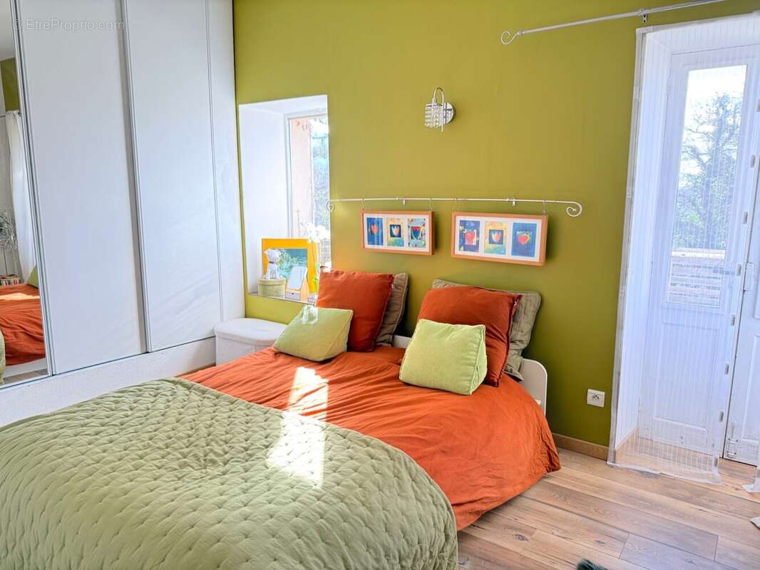 Maison à LA BUISSE