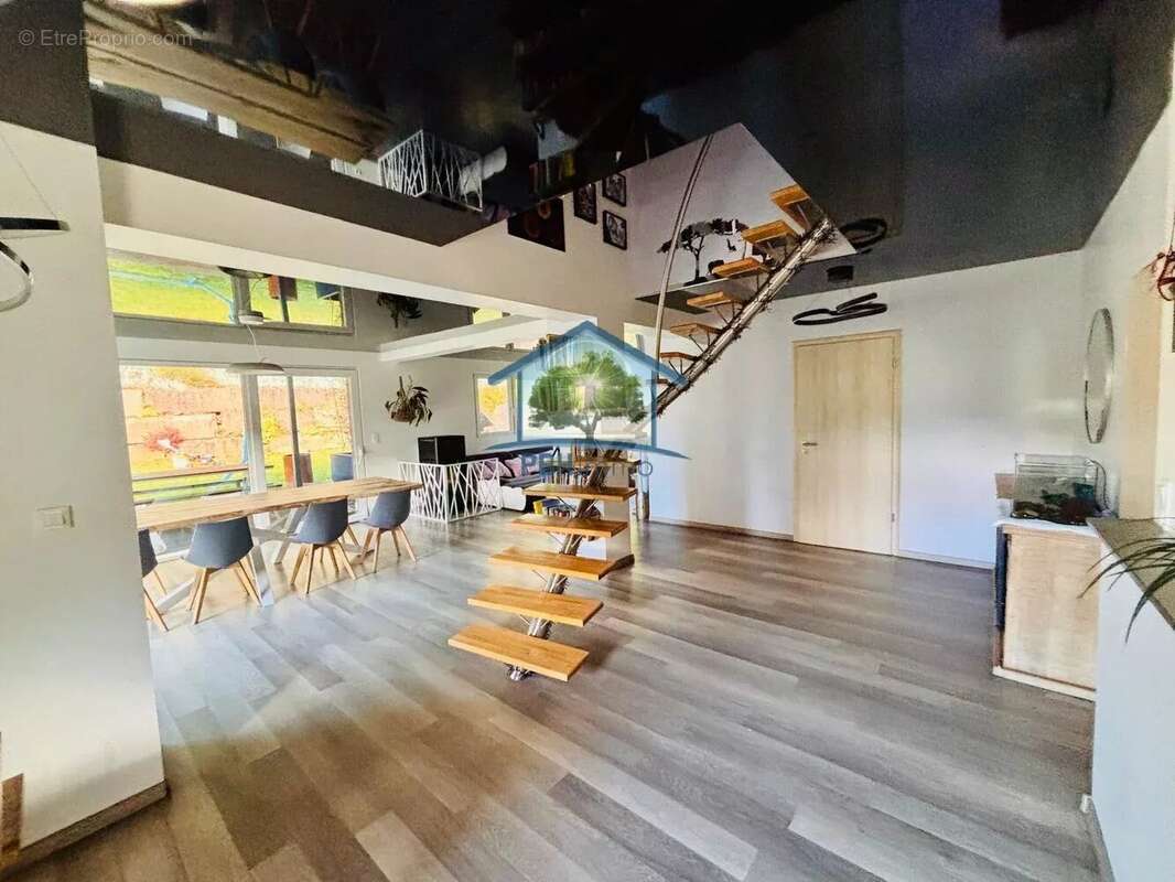 Maison à WINGEN-SUR-MODER