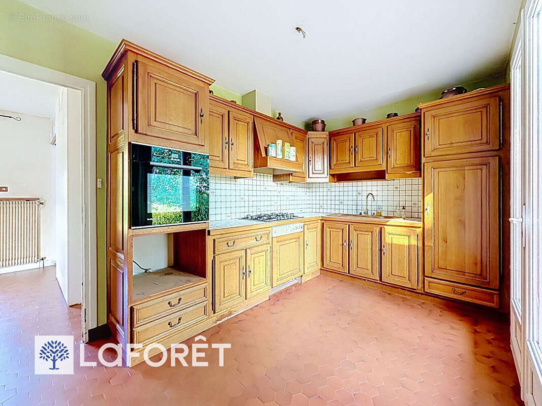 Maison traditionnelle de 104 m² avec sous-sol complet, terrain de 1 980 m² et très belle vue , Saint-Jean-des-Vignes - photo 6