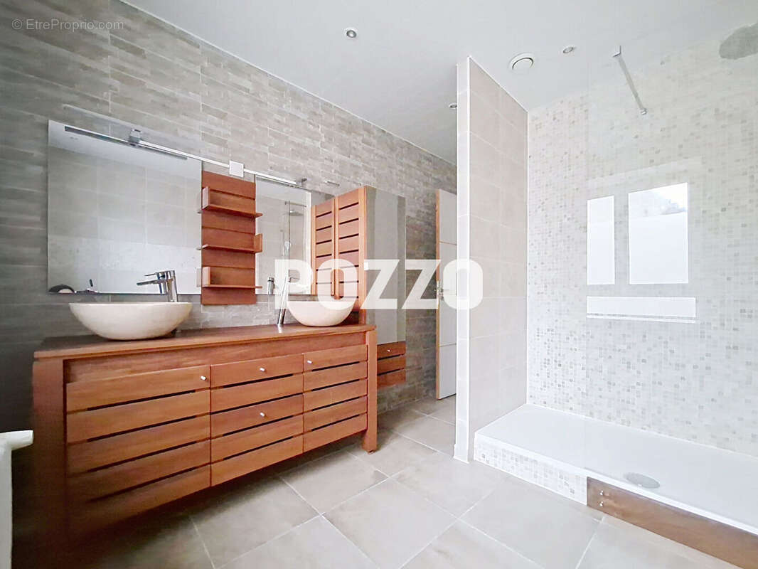 Appartement à LION-SUR-MER