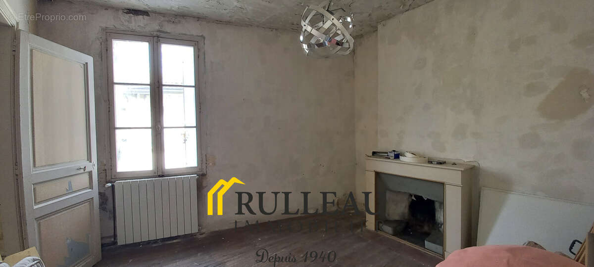 Bourg proche toutes commodites - photo 6