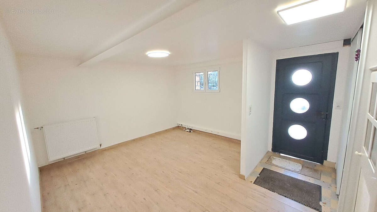 Maison à SAINT-REMY-LES-CHEVREUSE