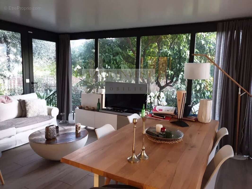 Appartement à ROQUEBRUNE-CAP-MARTIN