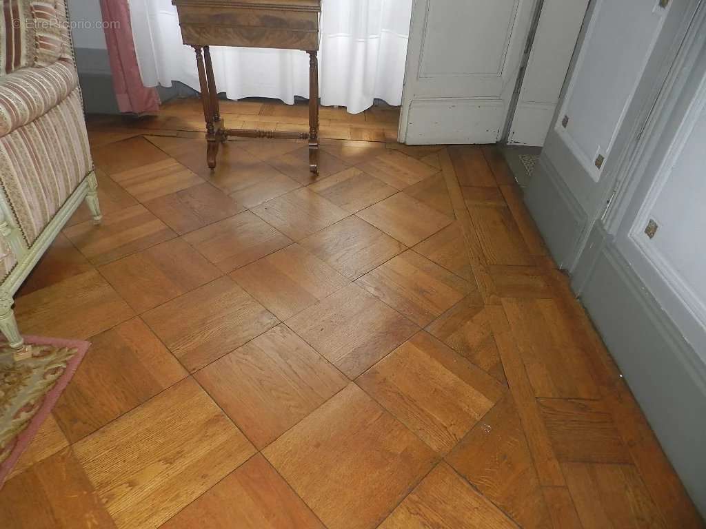 Maison à SAINT-PIERRE-SUR-DIVES