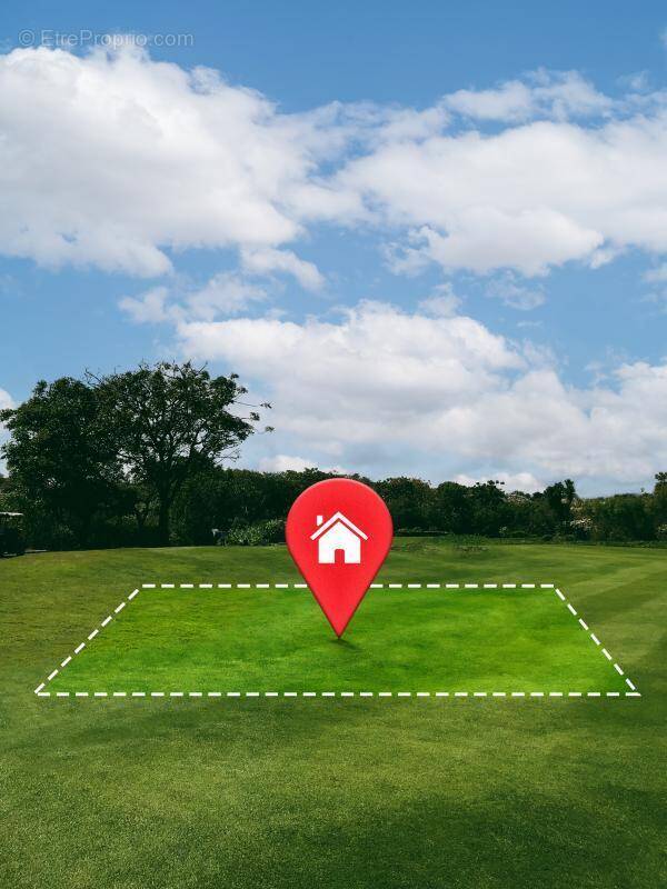 Terrain à SAINT-LOUIS