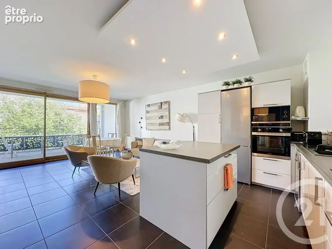 Appartement 92 m² à Lyon-5e  - photo 2