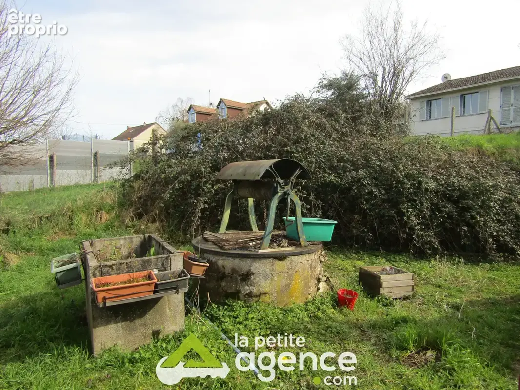 Maison 3 pièces 83 m² à vendre à La Chapelle-Hugon (18150) - photo 12