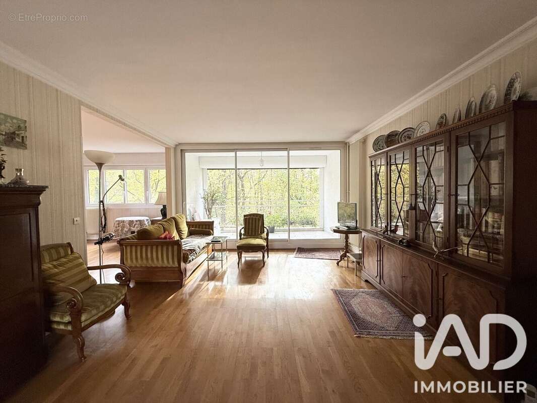 Appartement 119 m² à Vaux-Le-Penil  - photo 2