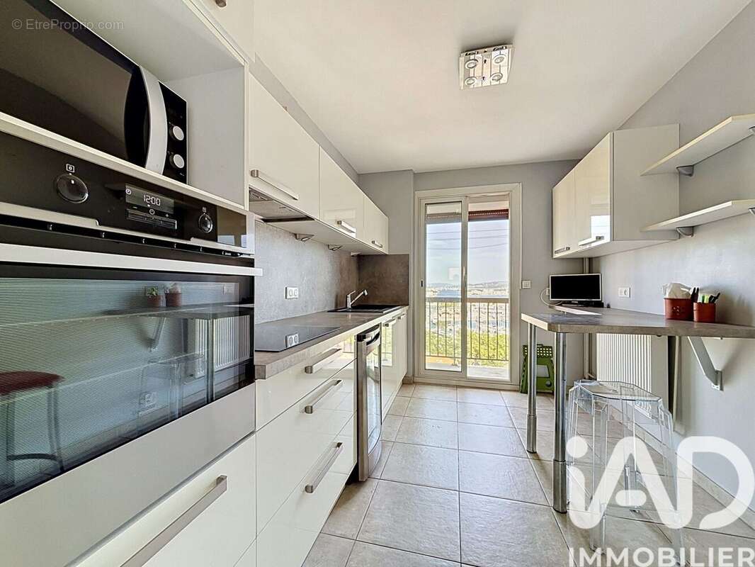 Photo 2 - Appartement à PORT-DE-BOUC