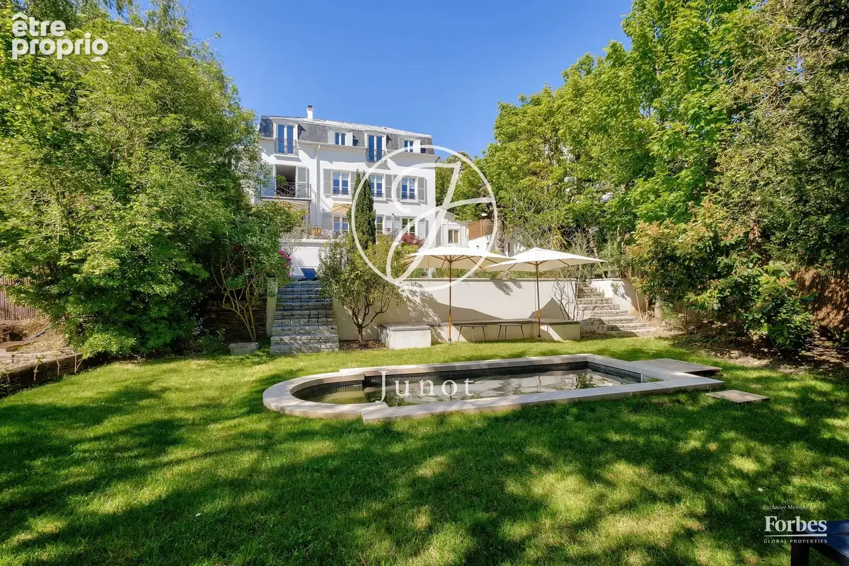 Ville-d'Avray - PARC DE SAINT-CLOUD - Propriété de 260 m² - Terrain de 820 m² - photo 3