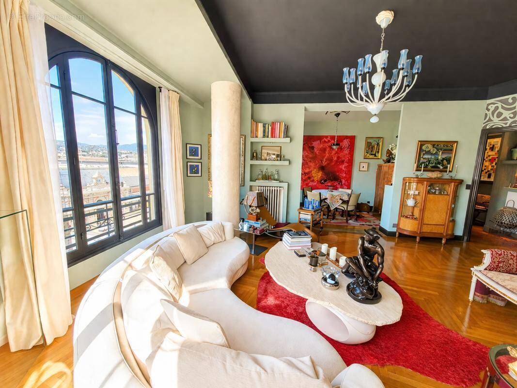 Appartement à NICE
