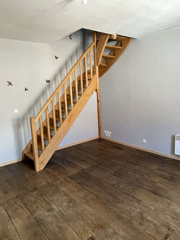 Appartement à VALENCE-D'ALBIGEOIS