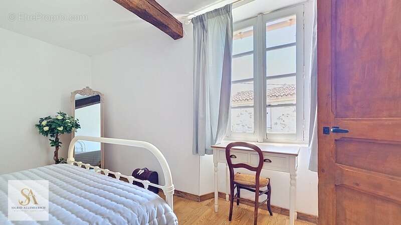 Maison de caractère en pierre, 3 chambres, jardin, terrasse et garage – Charme authentique au cœur d’un village calme entouré de - photo 9