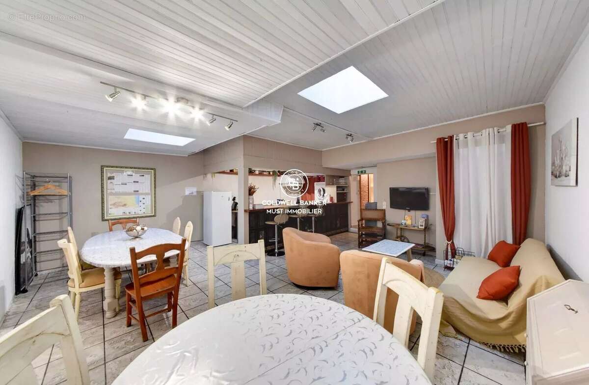 Commerce à TAUTAVEL