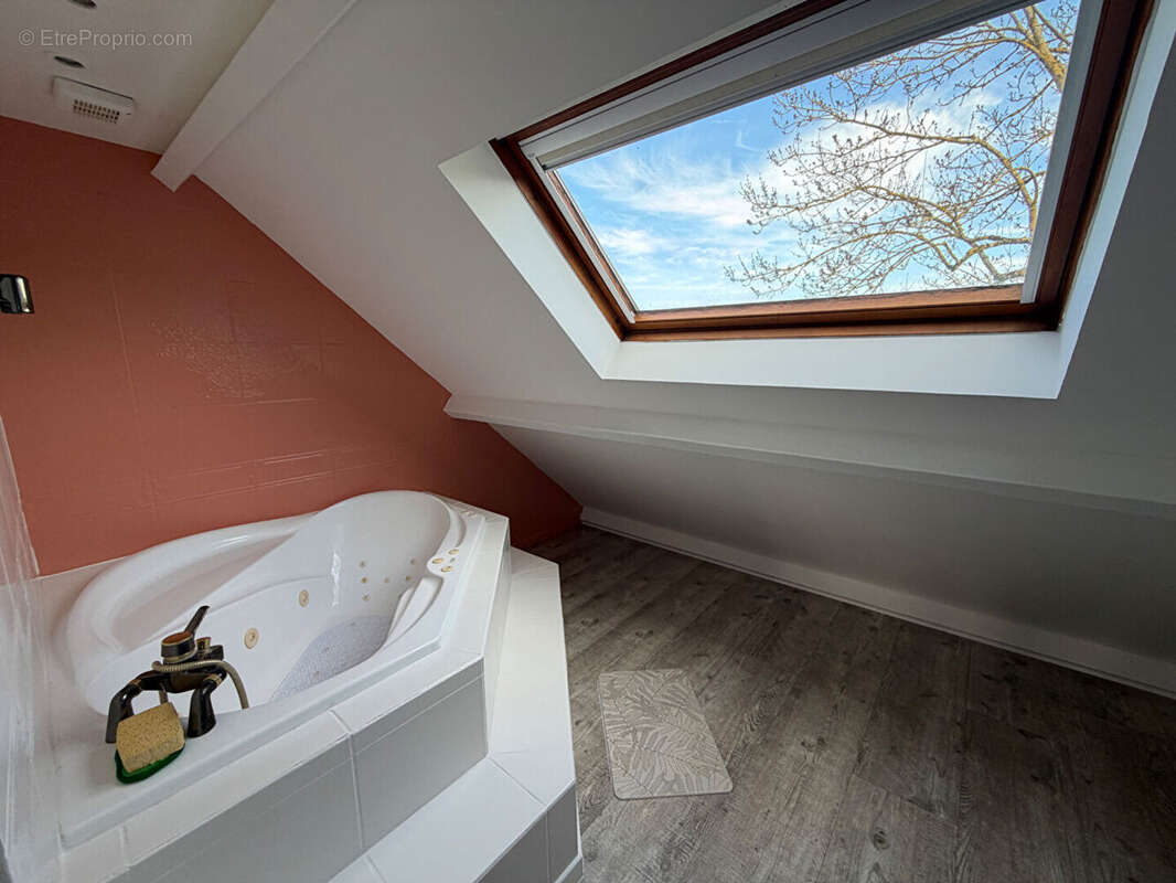 Maison à LA FERMETE