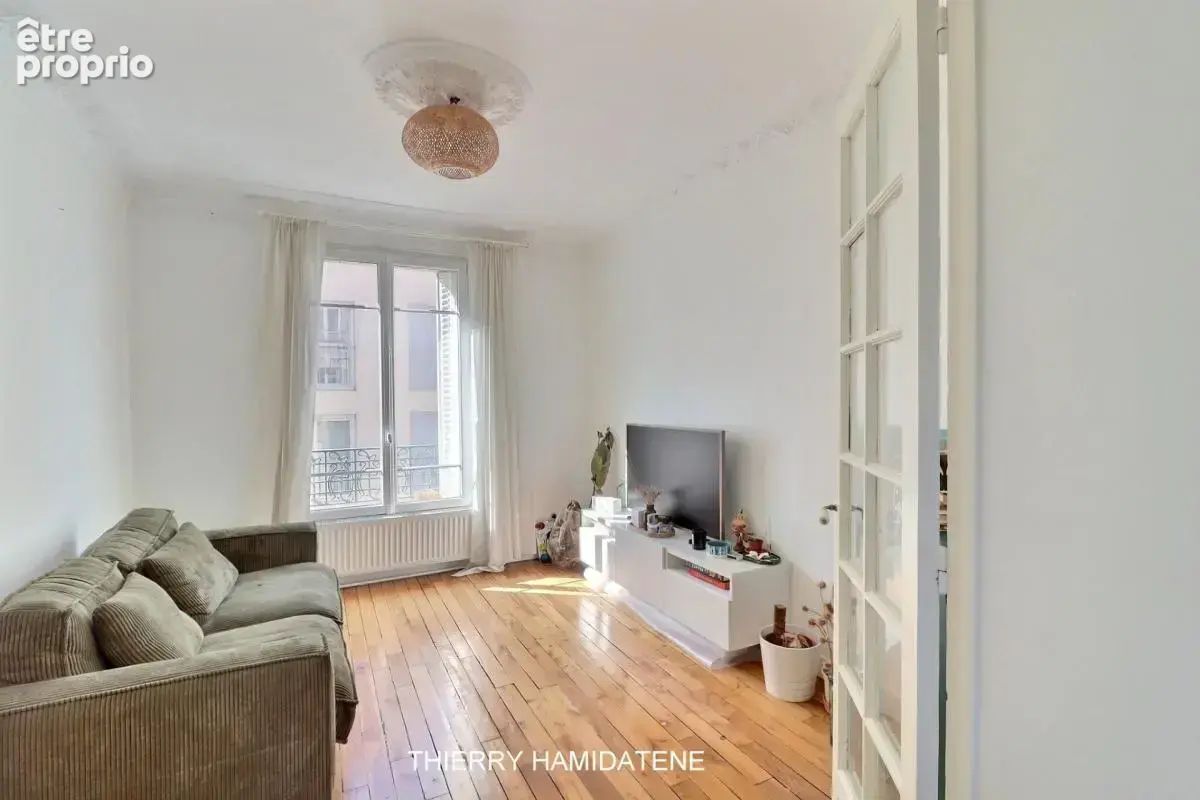COLONIE !! A 5MN à pied de la gare du centre ville appartement bourgeois de style parisien 3 pieces 2 chambres 54m2 proche tous  - photo 3