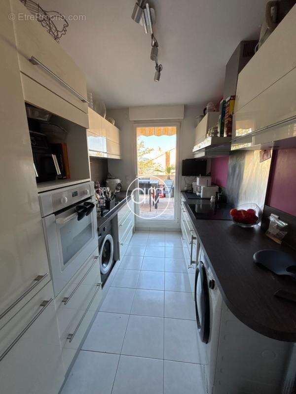 Appartement à HYERES