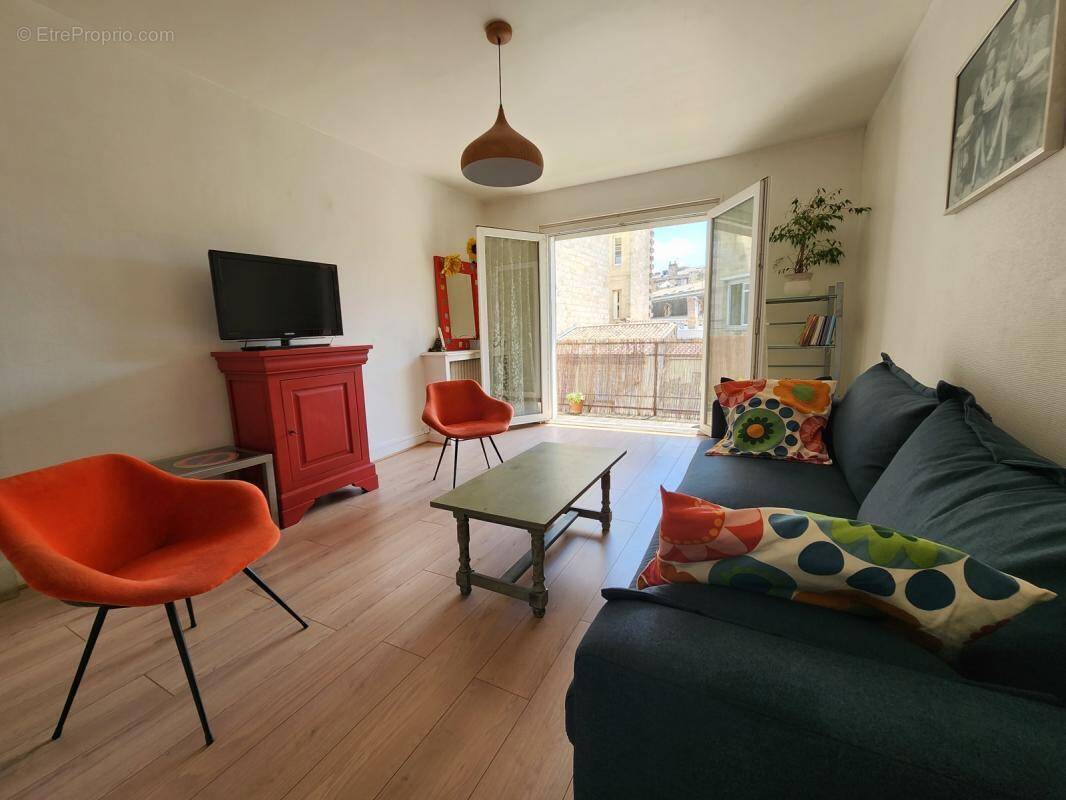 Appartement à BORDEAUX