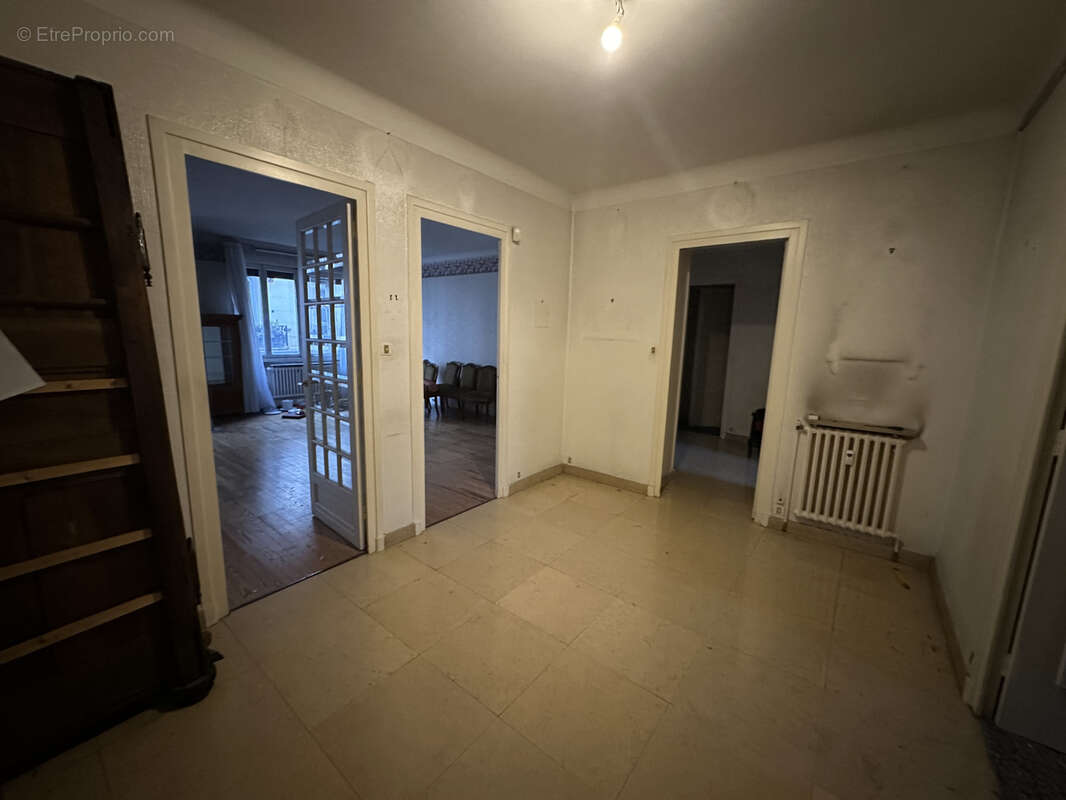 Appartement à SAINT-ETIENNE