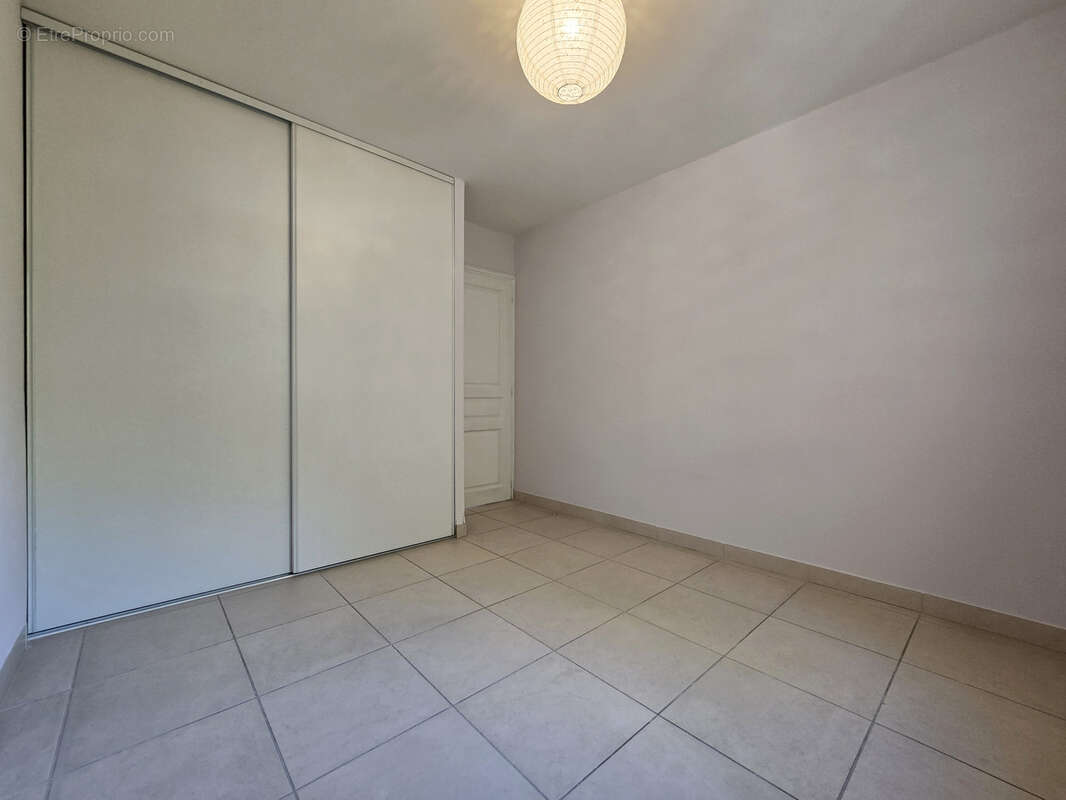 Appartement à LE PONTET