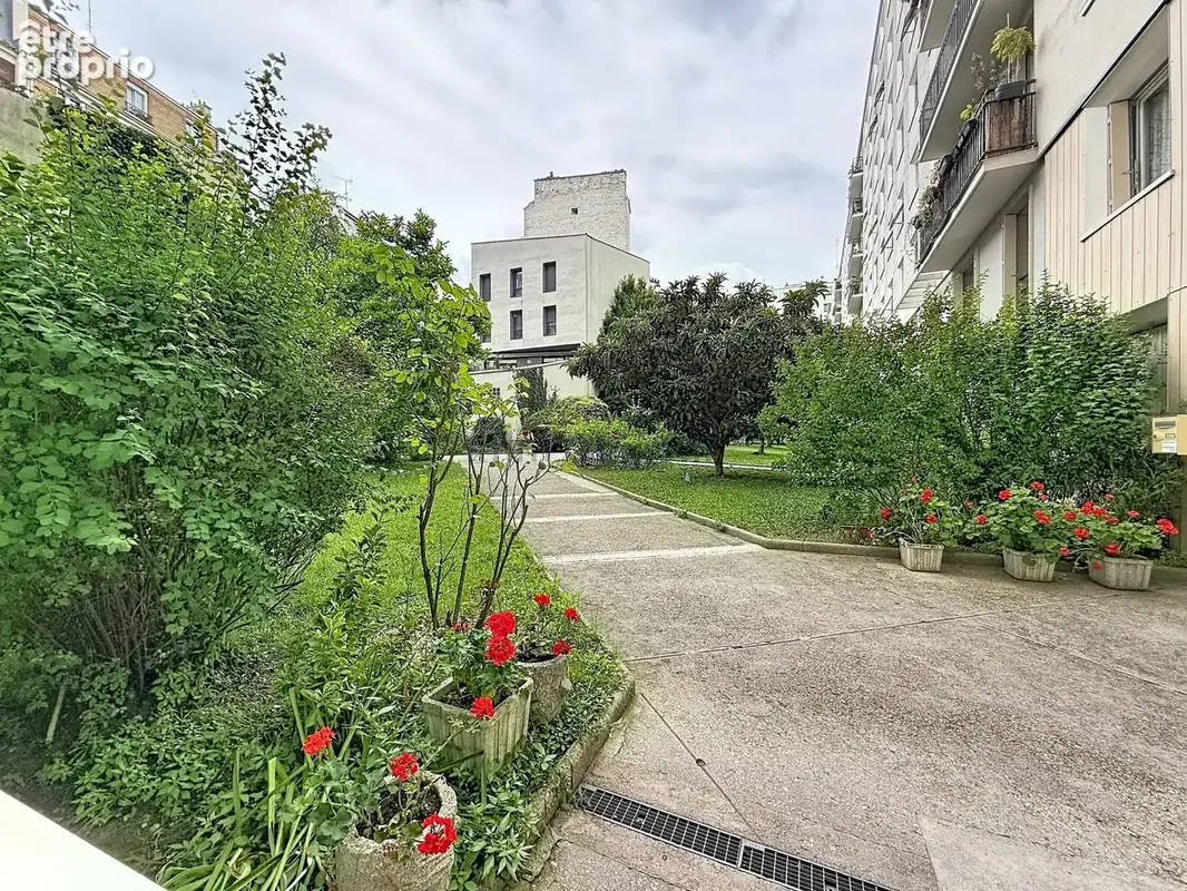 Appartement 64 m² à Paris-12e  - photo 2