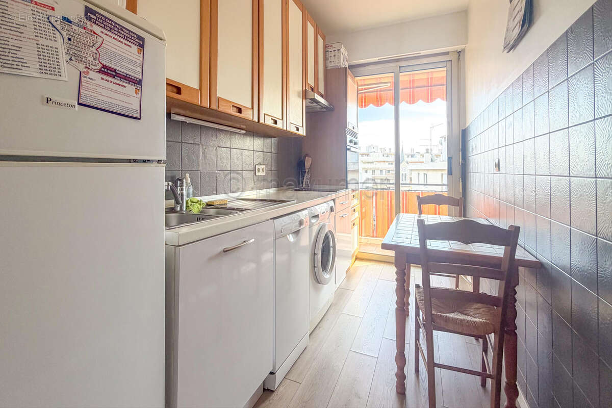 T2 avec terrasse vue mer + garage 06190 Roquebrune-Cap-Martin n°4 - Appartement à ROQUEBRUNE-CAP-MARTIN
