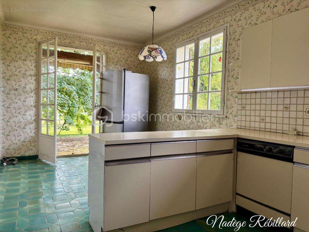 Maison à POUY-SUR-VANNES