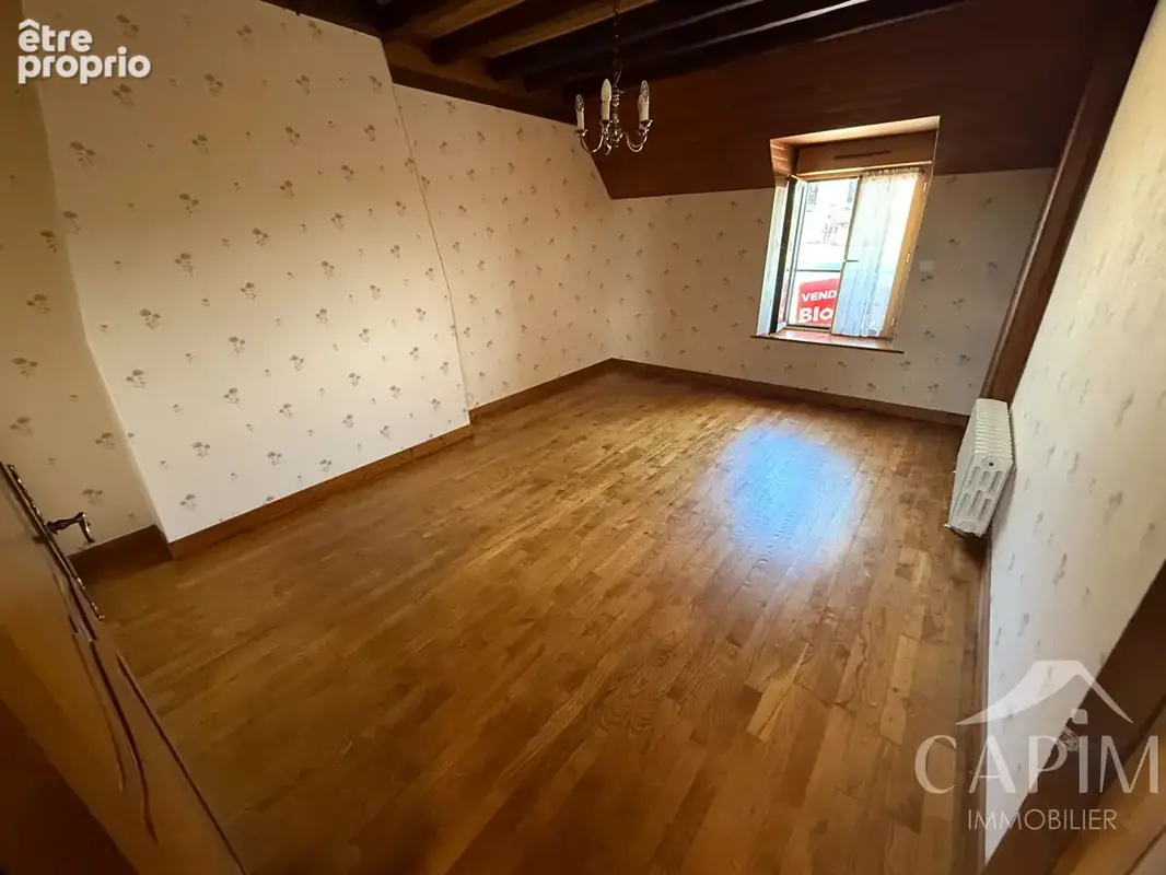Maison en pierres Saint Germain En Cogles en centre bourg - 4Ch. - Bureau - photo 10