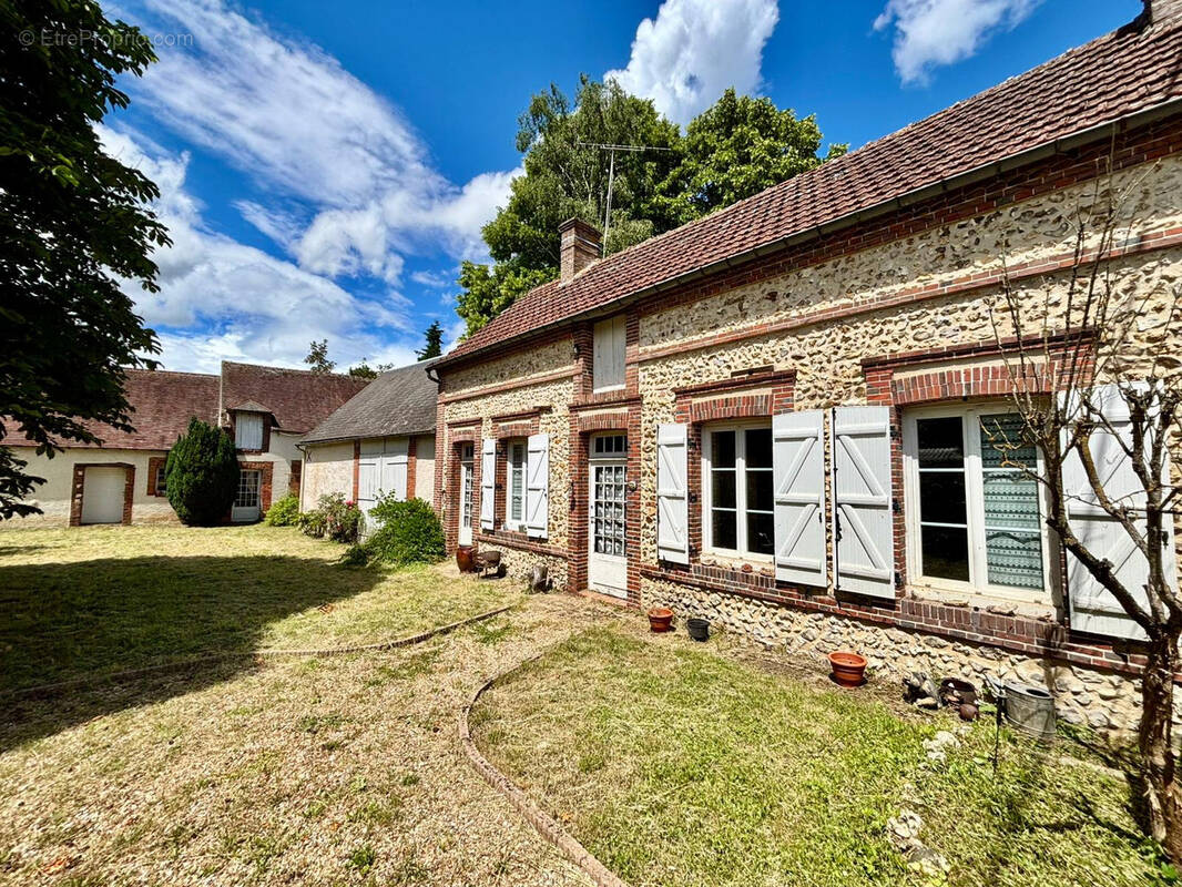 Maison à LA MADELEINE-DE-NONANCOURT