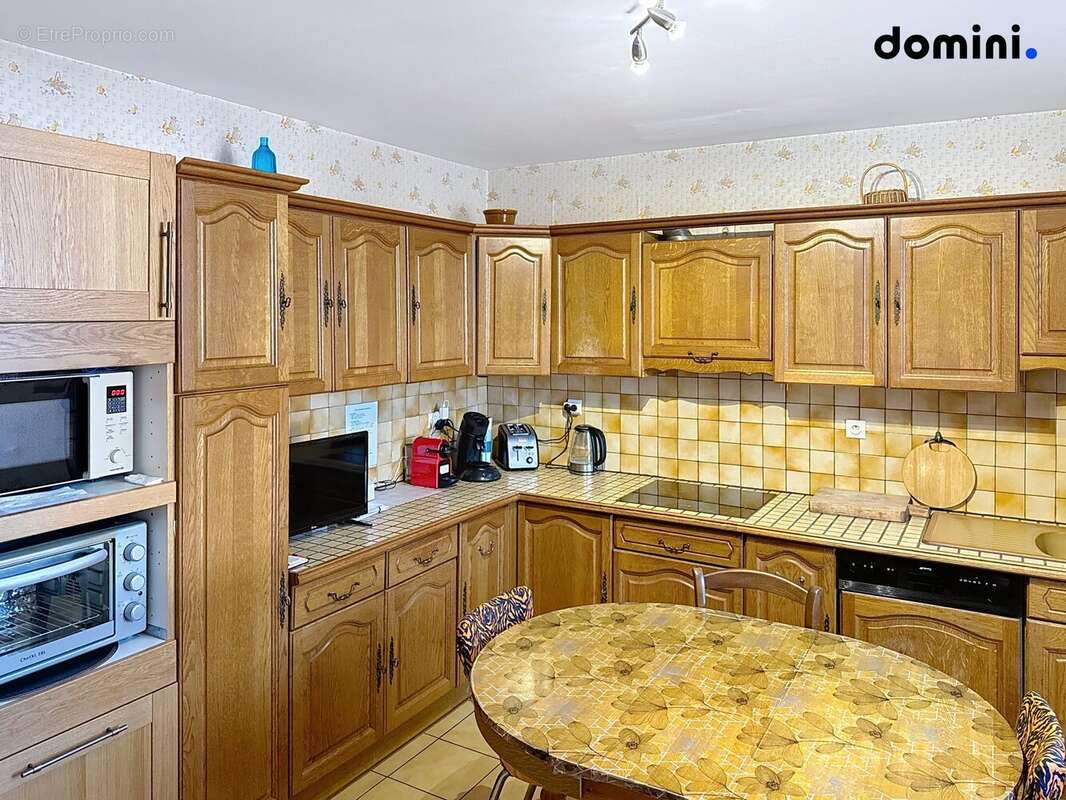 Maison à MONTCHANIN