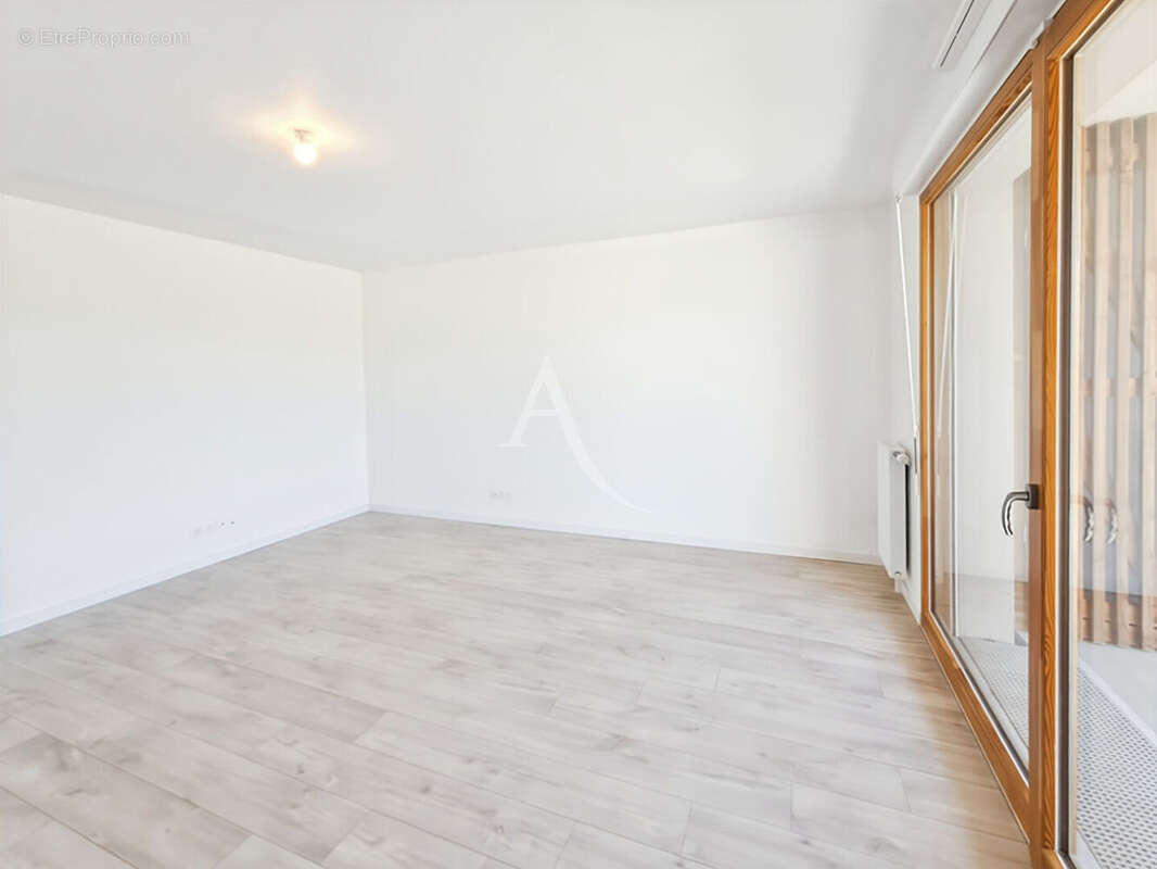 Appartement à ARPAJON