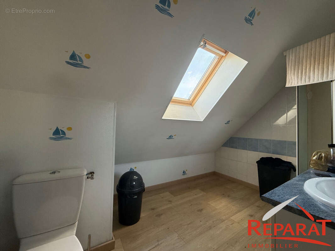 Maison à SAINT-PANTALEON-DE-LARCHE