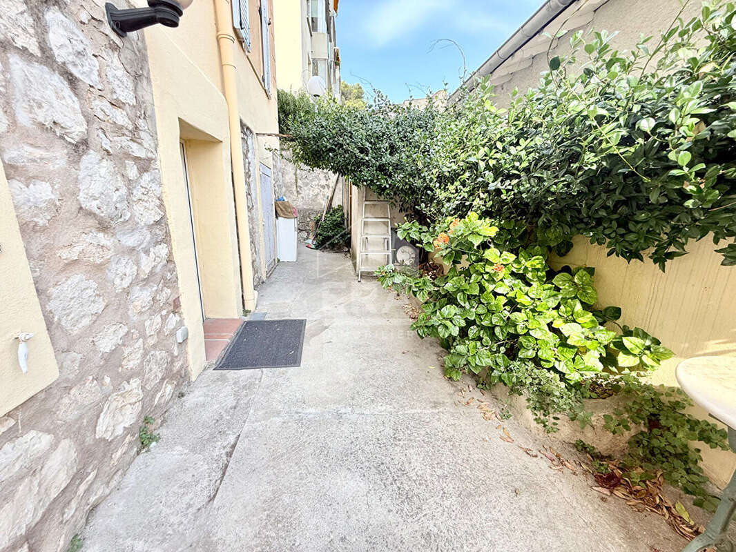 Appartement à LE CANNET