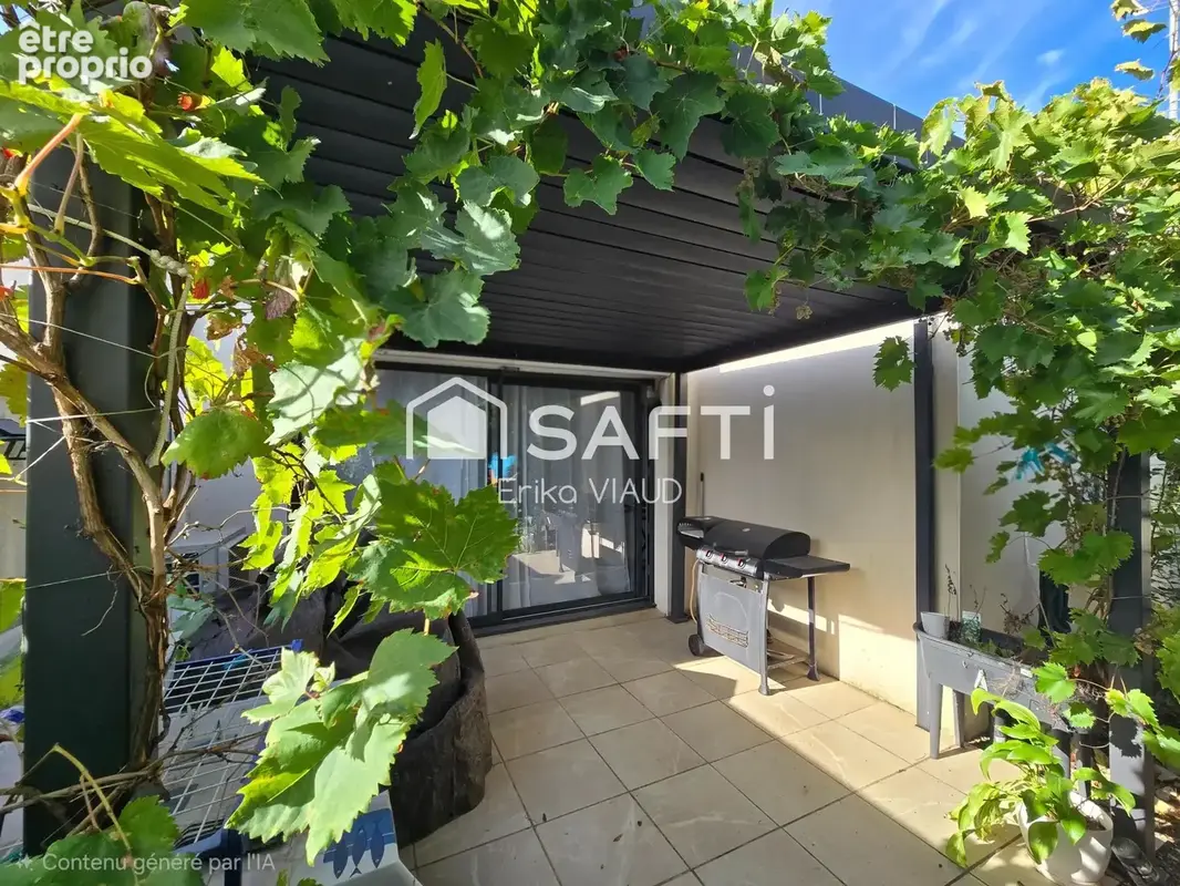 Photo 1 - Maison à SURGERES