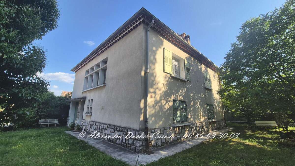 Maison à PEYRUIS