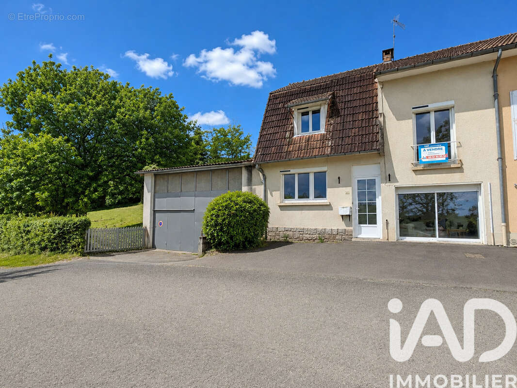 Maison 95 m² à Lafeuillade-En-Vezie  - photo 2